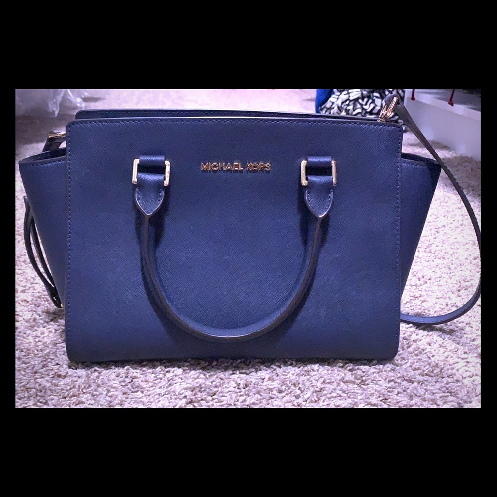 Michael Kors purse